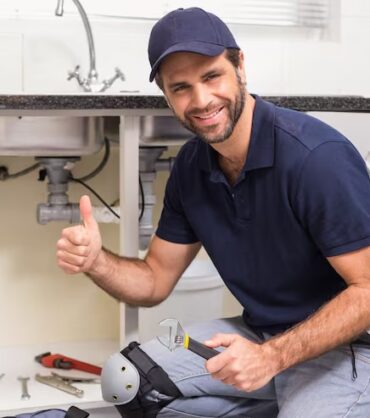 imgi_10_plumber-fixing-sink_13339-94141 imgi_10_plumber-fixing-sink_13339-94141